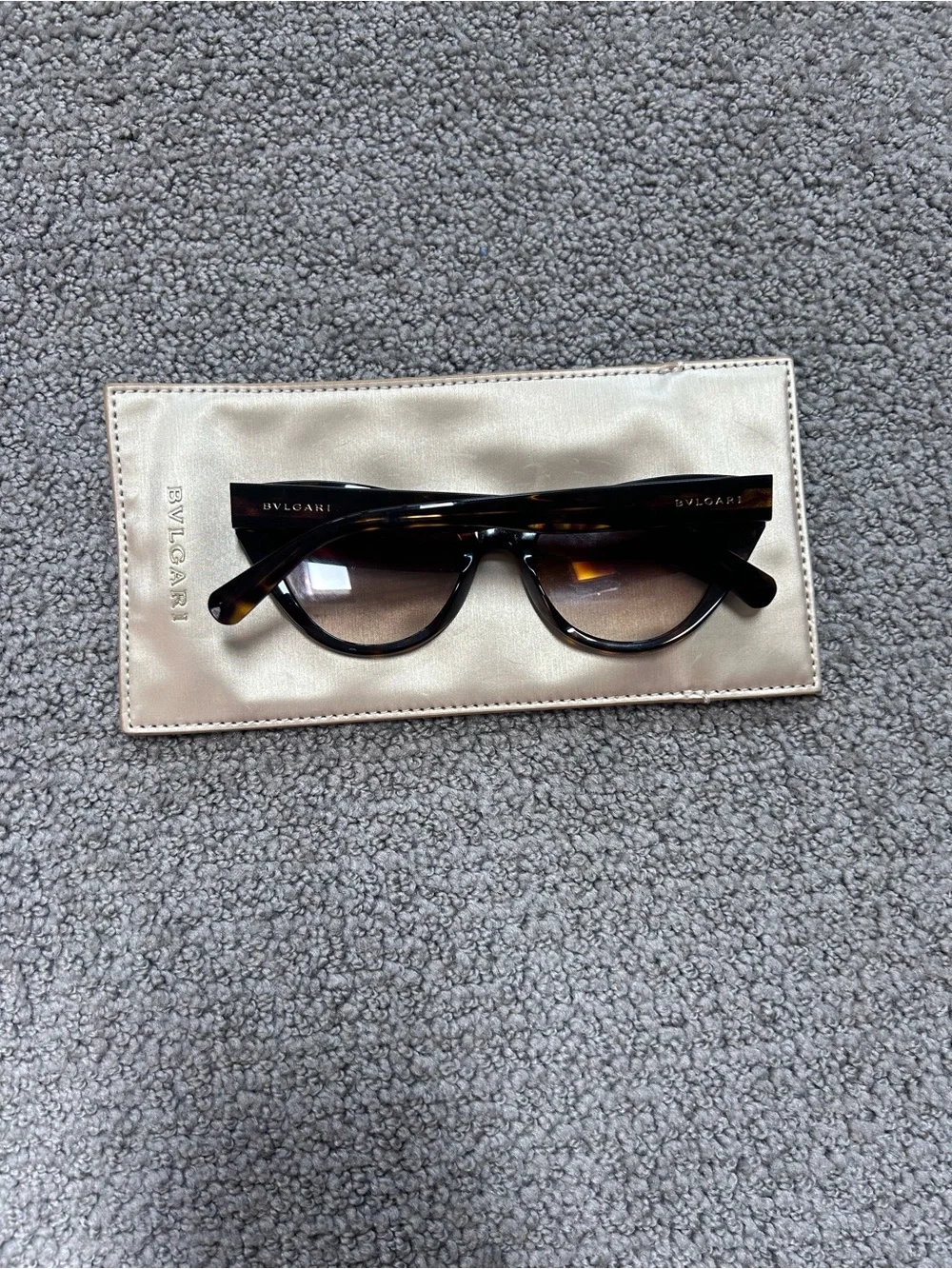 Bvlgari B.zero1 Havana Cat Eye Sunglasses - Size: 54/18/145
